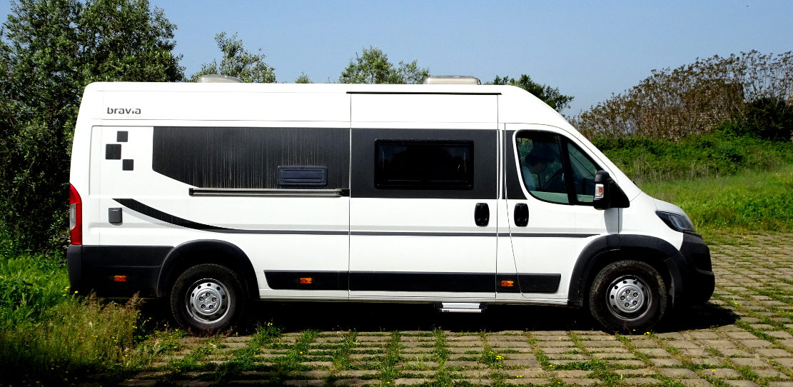 Bravia Mobil - Swan 636